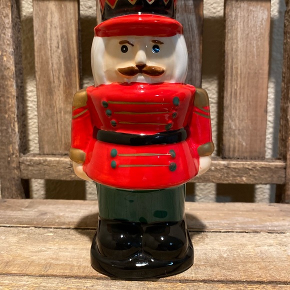 Nutcracker Soap Dispenser, Christmas Nutcracker Soap Dispenser, Soap Dispenser - Picture 12 of 16